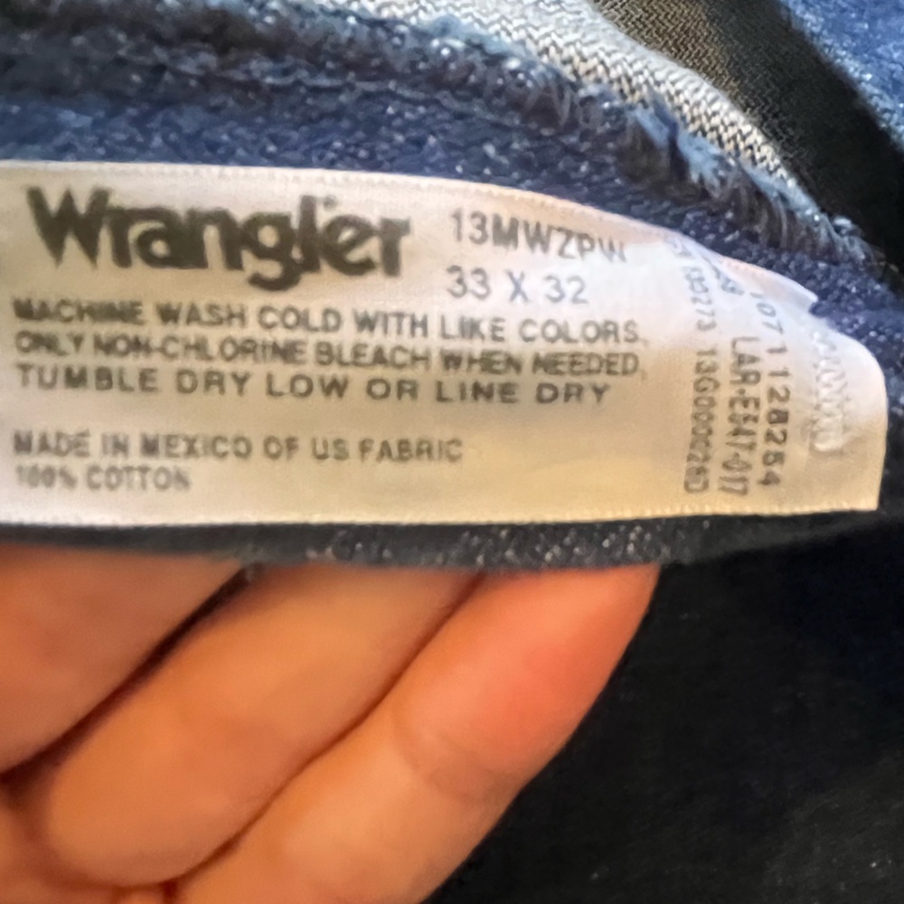 Wrangler 33x32 jeans - Picture 5 of 5